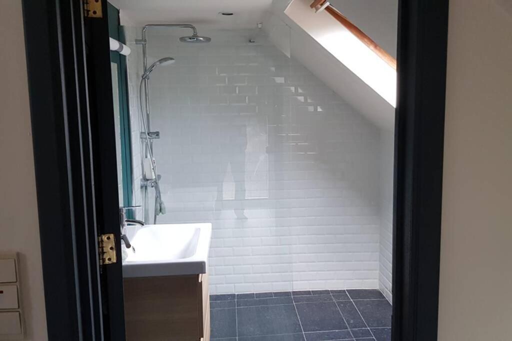 Appartement Isole, 1 Chambre Avec Terrasse Privee Ramillies ภายนอก รูปภาพ