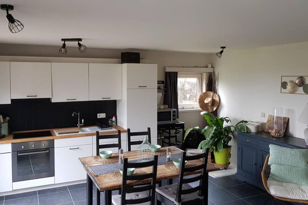 Appartement Isole, 1 Chambre Avec Terrasse Privee Ramillies ภายนอก รูปภาพ